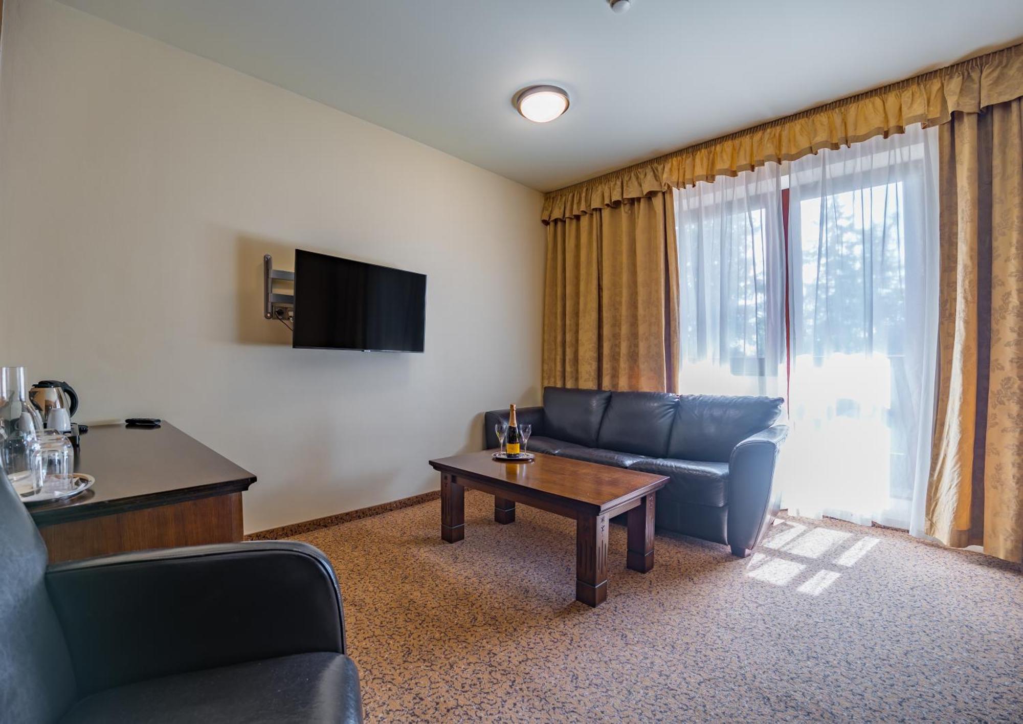 Aplend Wellness Hotel Borovica Strbske Pleso Luaran gambar