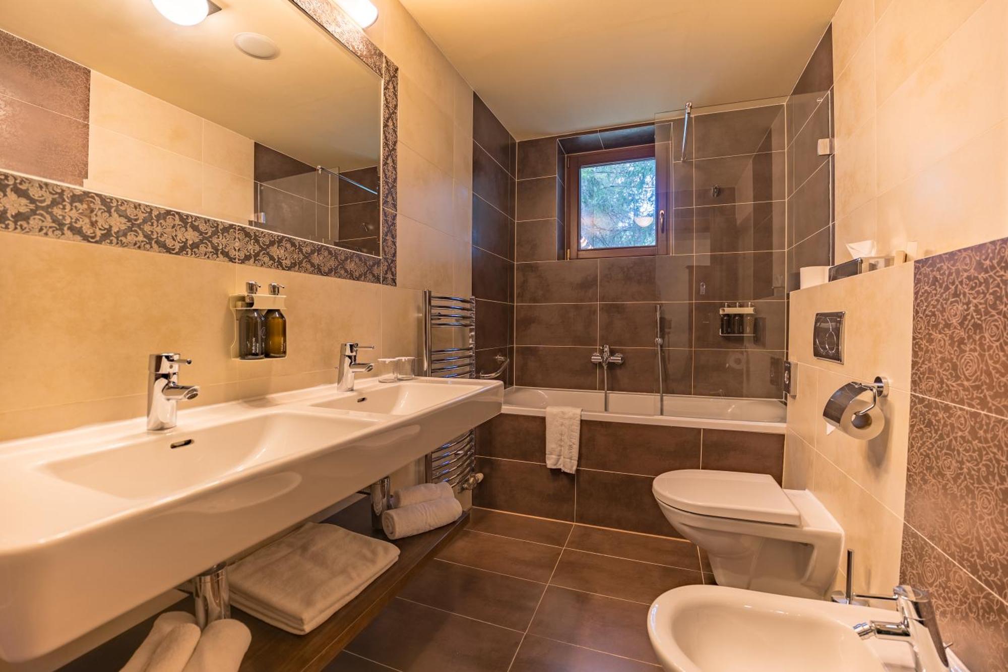 Aplend Wellness Hotel Borovica Strbske Pleso Luaran gambar