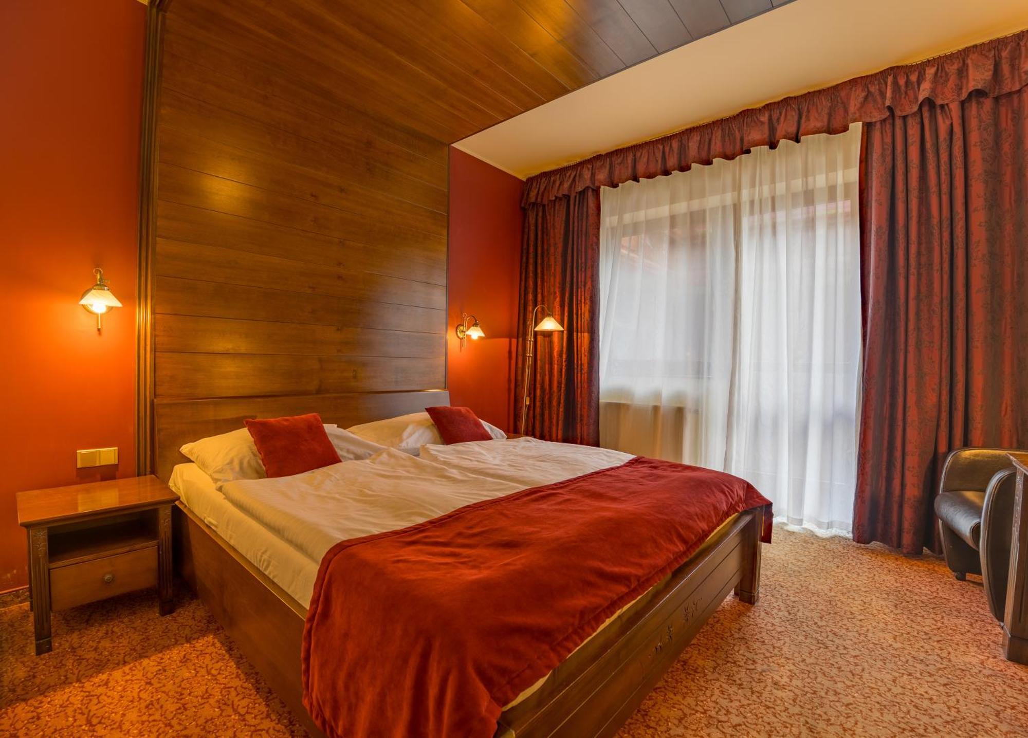 Aplend Wellness Hotel Borovica Strbske Pleso Luaran gambar